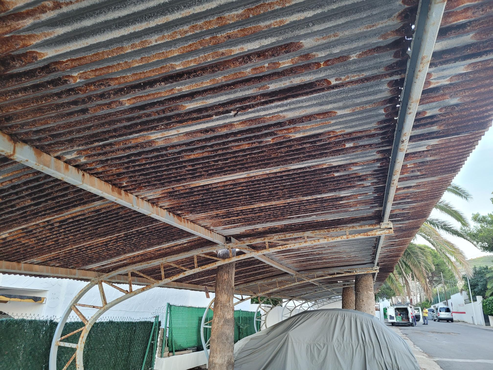 Cubierta metalica complejo mallorca playa de alcossebre antes 23