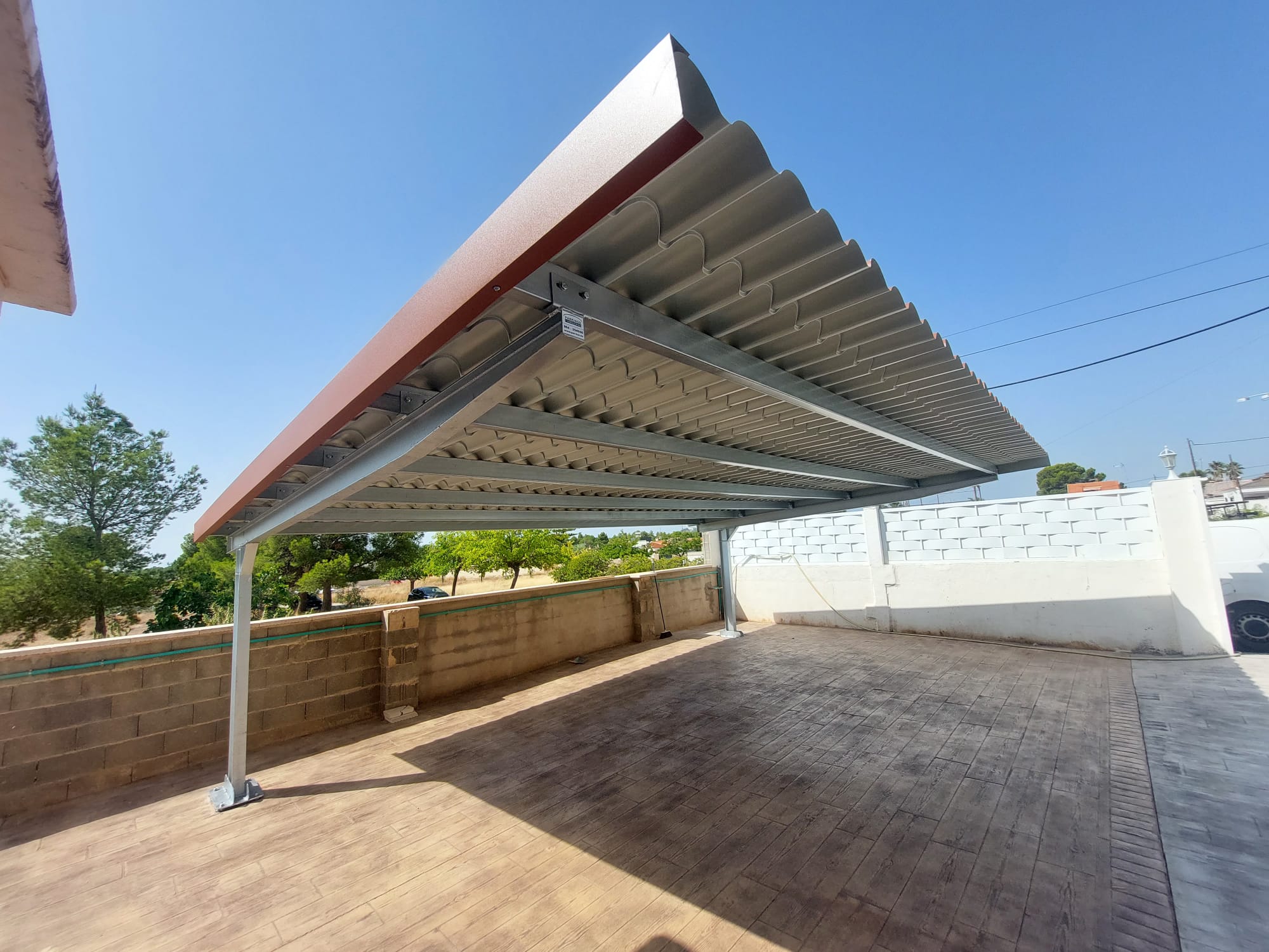 Pérgolas metálicas para coches Zaragoza