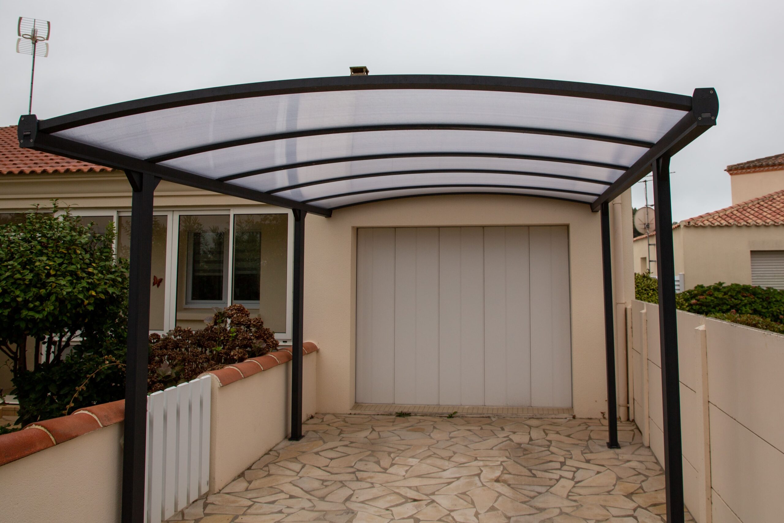 pergolas-aluminio-techo-policarbonato