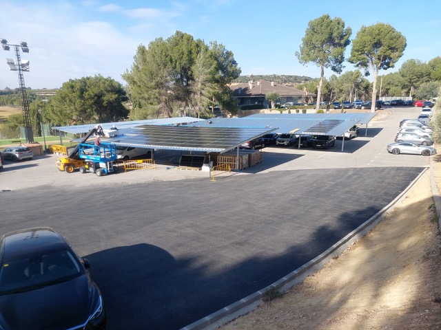 parking solar para 66 coches