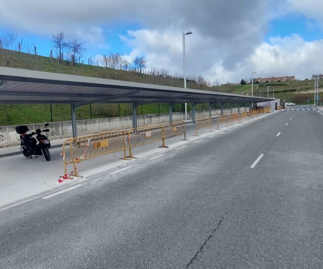parking para 24 coches